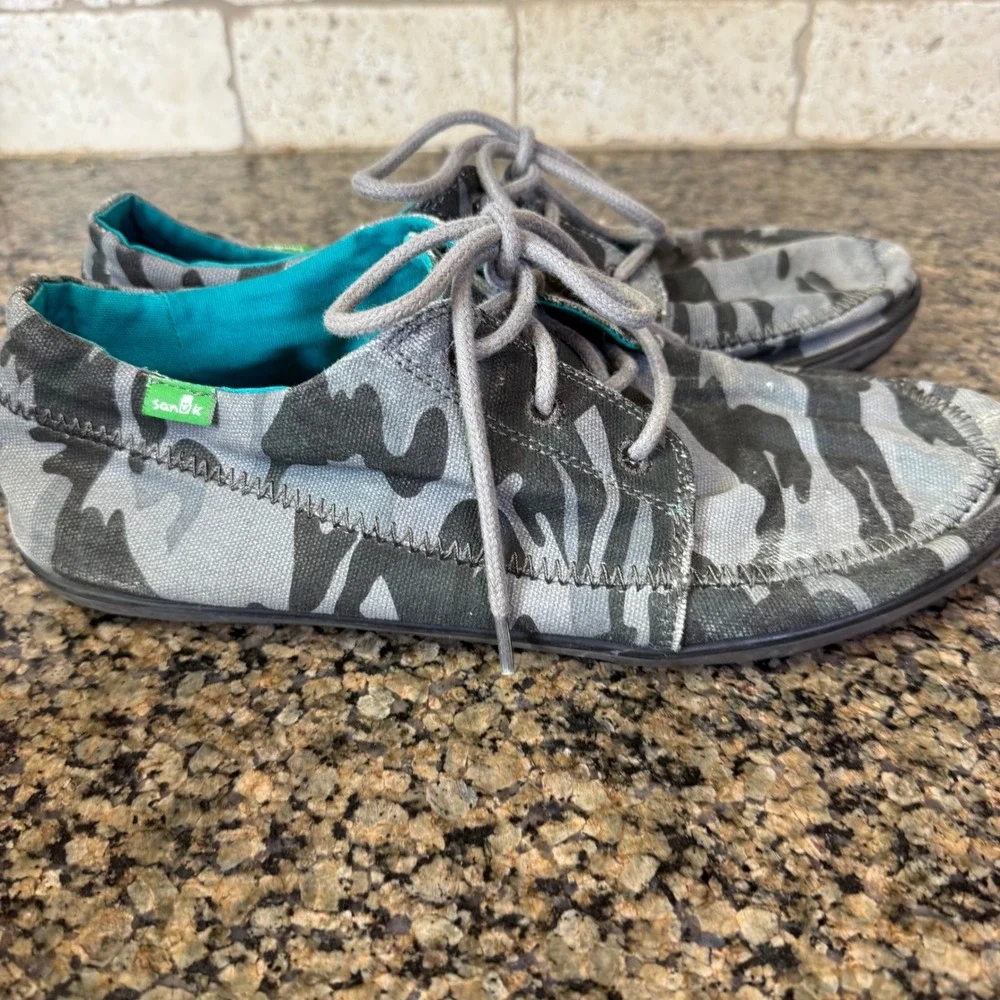 SANUK GRAY CASSIUS CAMO SIDEWALK SURFER LACE-UP SHOES, MEN US‎ 10